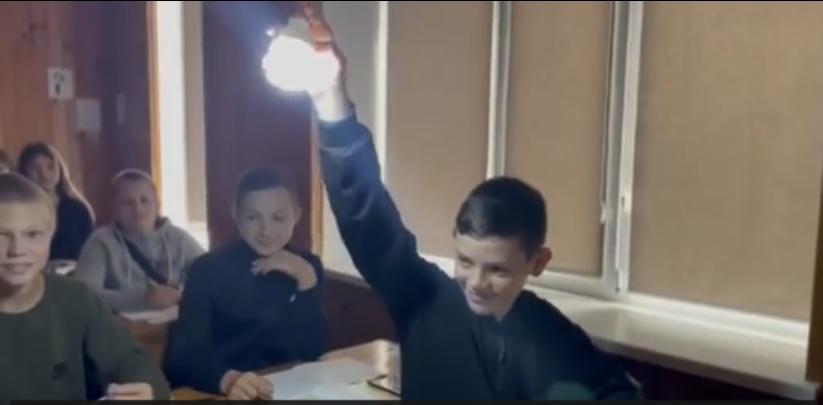 Встановлення сонячних панелей в Клесівській гімназії